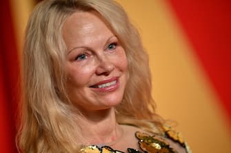 BEVERLY HILLS, CALIFORNIA - MARCH 10: Pamela Anderson attends the 2024 Vanity Fair Oscar Party Hosted By Radhika Jones at Wallis Annenberg Center for the Performing Arts on March 10, 2024 in Beverly Hills, California. (Photo by Lionel Hahn/Getty Images)