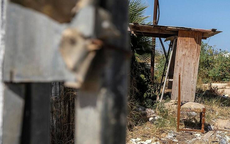 Il cantiere, per la realizzazione del collettore fognario,  dove il 7 luglio e stata stuprata la giovane da un gruppo di sette ragazzi che hanno filmato la violenza 19 agosto 2023. ANSA / IGOR PETYX