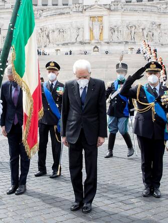 Il presidente della Repubblica Sergio Mattarella durante la festa della Repubblica