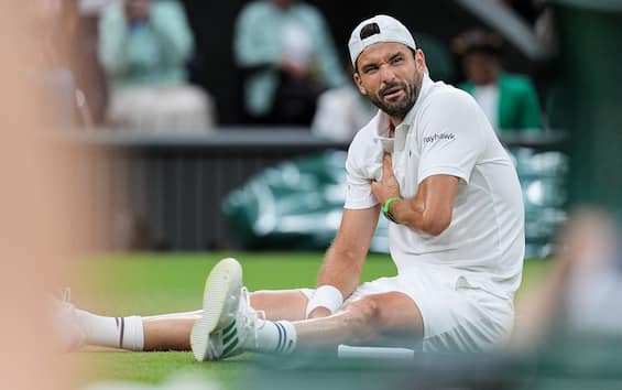 https://static.sky.it/editorialimages/d1fa2fa429f0f4ecb34679180e3ed89c75ddc23c/skysport/it/tennis/video/2025/07/07/wimbledon-dimitrov-infortunio-ritiro-oggi-contro-sinner/dimitrov_infortunio_getty.jpg?im=Resize,width=565