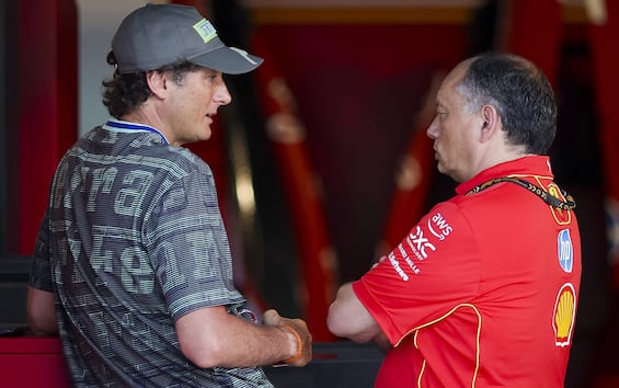 https://static.sky.it/editorialimages/d20b25af7b2d765b12eca1498d6d8f53ea20a491/skysport/it/motori/formula-1/video/2025/06/27/f1-gp-austria-vanzini-commento-video/vasseur_elkann-ipa.jpg?im=Resize,width=565