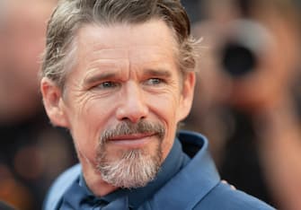 CANNES, FRANCE - MAY 21: Ethan Hawke of the documentary series "The Last Movie Stars" attends the screening of "Triangle Of Sadness" during the 75th annual Cannes film festival at Palais des Festivals on May 21, 2022 in Cannes, France. (Photo by Samir Hussein/WireImage)