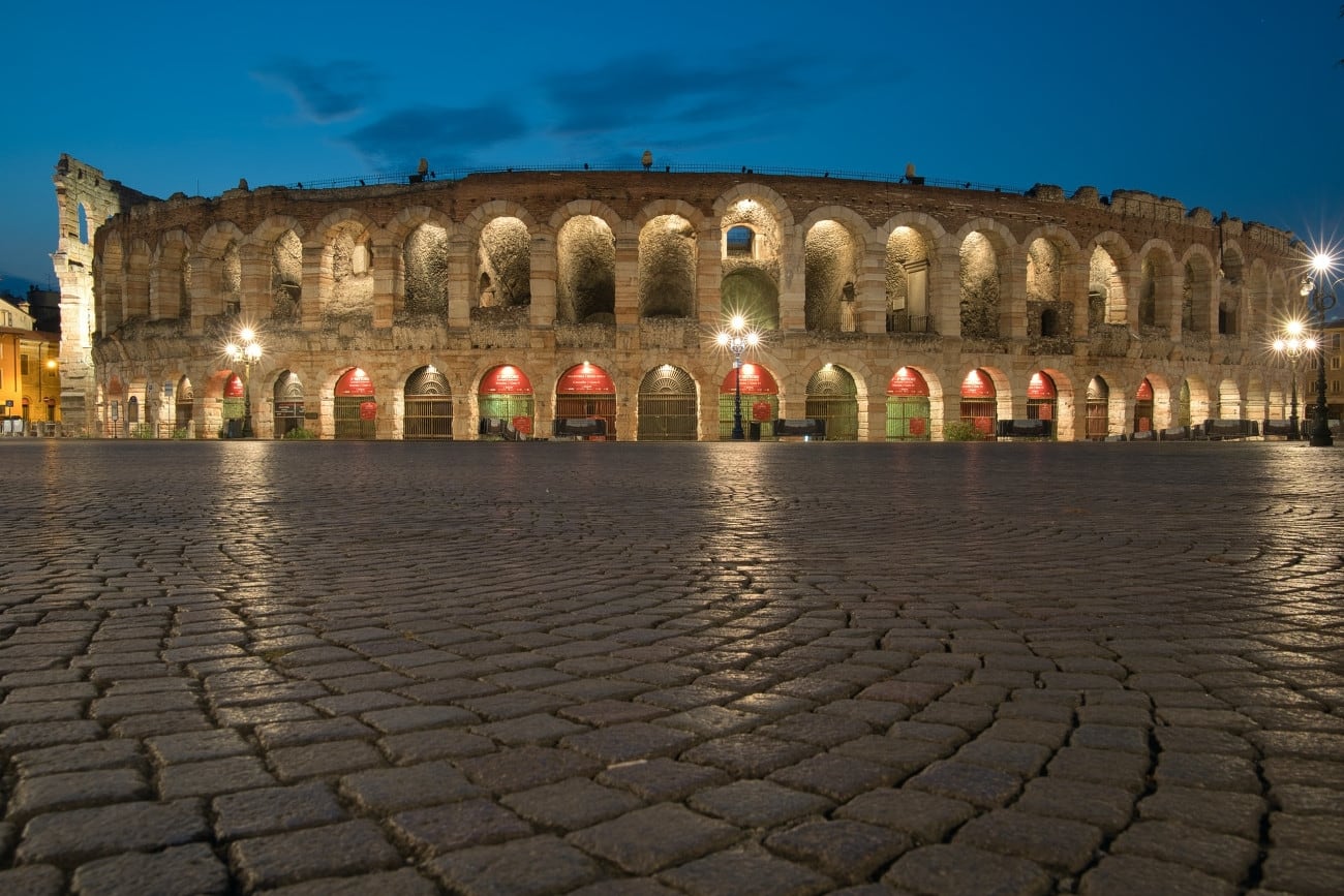 Photo_by_Alessandro_Carrarini_on_Unsplash.jpg