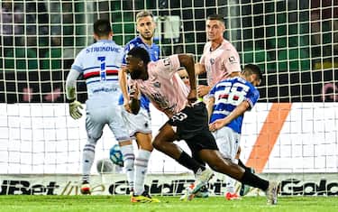 PALERMO, ITALY - MAY 17: Salim Diakite of Palermo celebrates after scoring a goal during the Serie B Playoffs match between Palermo and UC Sampdoria at Stadio Renzo Barbera on May 17, 2024 in Palermo, Italy. (Photo by Simone Arveda/Getty Images)