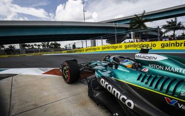 NONA FILA - 17) FERNANDO ALONSO (Aston Martin)