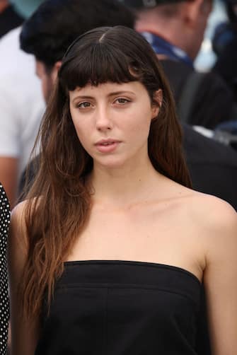 CANNES, FRANCE - MAY 22: Celeste Dalla Porta attends the "Parthenope" Photocall at the 77th annual Cannes Film Festival at Palais des Festivals on May 22, 2024 in Cannes, France. (Photo by Daniele Venturelli/WireImage)