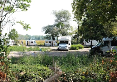 Campi autorizzati o insediamenti abusivi