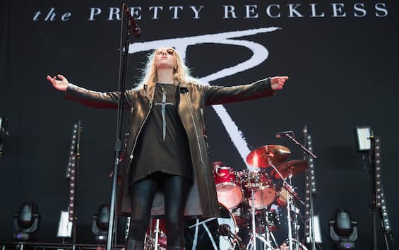 The Pretty Reckless, chi è la band che apre il concerto degli AC/DC in ...