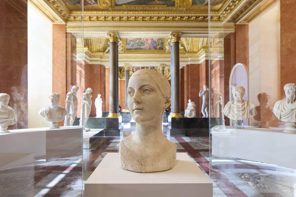 02_Installation_view_Capolavori_della_Collezione_Torlonia_Louvre_Copyright_Fondazione_Torlonia_Ph_Agostino_Osio_.jpg