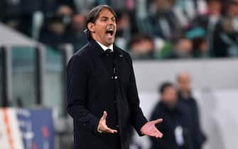 TURIN, ITALY - APRIL 04: Simone Inzaghi, Head Coach of FC Internazionale, reacts during the Coppa Italia Semi Final match between Juventus FC and FC Internazionale at Allianz Stadium on April 04, 2023 in Turin, Italy. (Photo by Valerio Pennicino/Getty Images)