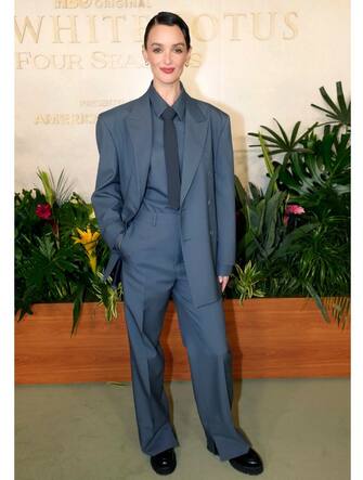 12-the-white-lotus-3-finale-cast-getty - 1
