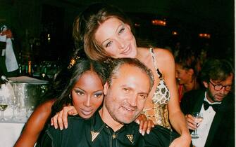 Gianni Versace, le passerelle e le sue muse