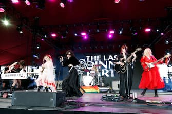 INDIO, CALIFORNIA - APRIL 13: (FOR EDITORIAL USE ONLY) (L-R) Aurora Nishevci, Emily Roberts, Abigail Morris and Georgia Davies of The Last Dinner Party perform at the Gobi Tent during the 2024 Coachella Valley Music and Arts Festival at Empire Polo Club on April 13, 2024 in Indio, California. (Photo by Frazer Harrison/Getty Images for Coachella)