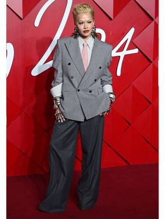 10-fashion-awards-2024-red-carpet-look-ipa - 1