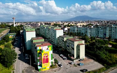 Una veduta del Parco Verde di Caivano (Napoli) dove sono avvenute le violenze ai danni di due cuginette, 30 agosto  2023. ANSA/ CIRO FUSCO