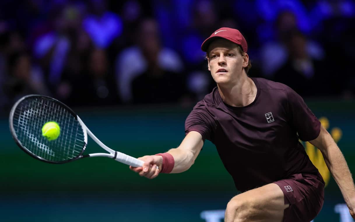 https://static.sky.it/editorialimages/d49bebbe3a544309eea1320a0c8f3007685c3f12/skysport/it/tennis/video/2025/10/31/sinner-atp-parigi-ljubicic-commento-video-1047924/ansa_sinner.jpg?im=Resize,width=1218