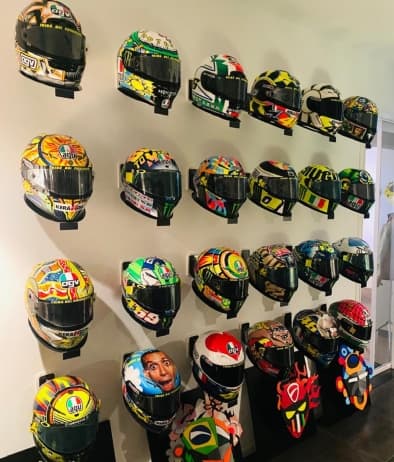 I caschi di Valentino Rossi disegnati da Aldo Drudi Valentino Rossi caschi Drudi