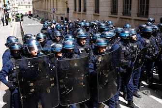 epa11308371 French police forces face Pro-Palestinian demonstrators as they gather outside the Sorbonne University, where they tried to set up a protest camp before being evacuated by police in Paris, France, 29 April 2024. More than 34,300 Palestinians and over 1,455 Israelis have been killed, according to the Palestinian Health Ministry and the Israel Defense Forces (IDF), since Hamas militants launched an attack against Israel from the Gaza Strip on 07 October 2023, and the Israeli operations in Gaza and the West Bank which followed it.  EPA/MOHAMMED BADRA