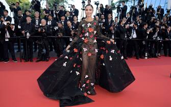 02_festival_di_cannes_2023_red_carpet_look_getty - 1