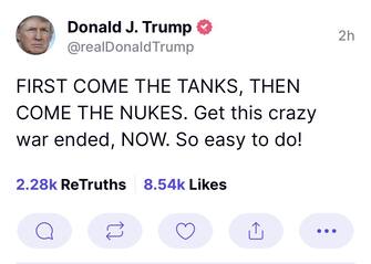 “Se fossi stato presidente…- la guerra tra Russia e Ucraina non sarebbe mai avvenuta, ma anche ora, se fossi presidente, sarei in grado di negoziare la fine di questa guerra orribile e in rapida escalation entro 24 ore”: così Trump sul social Truth, aggiungendo anche: “Un così tragico spreco di vite umane!!!”