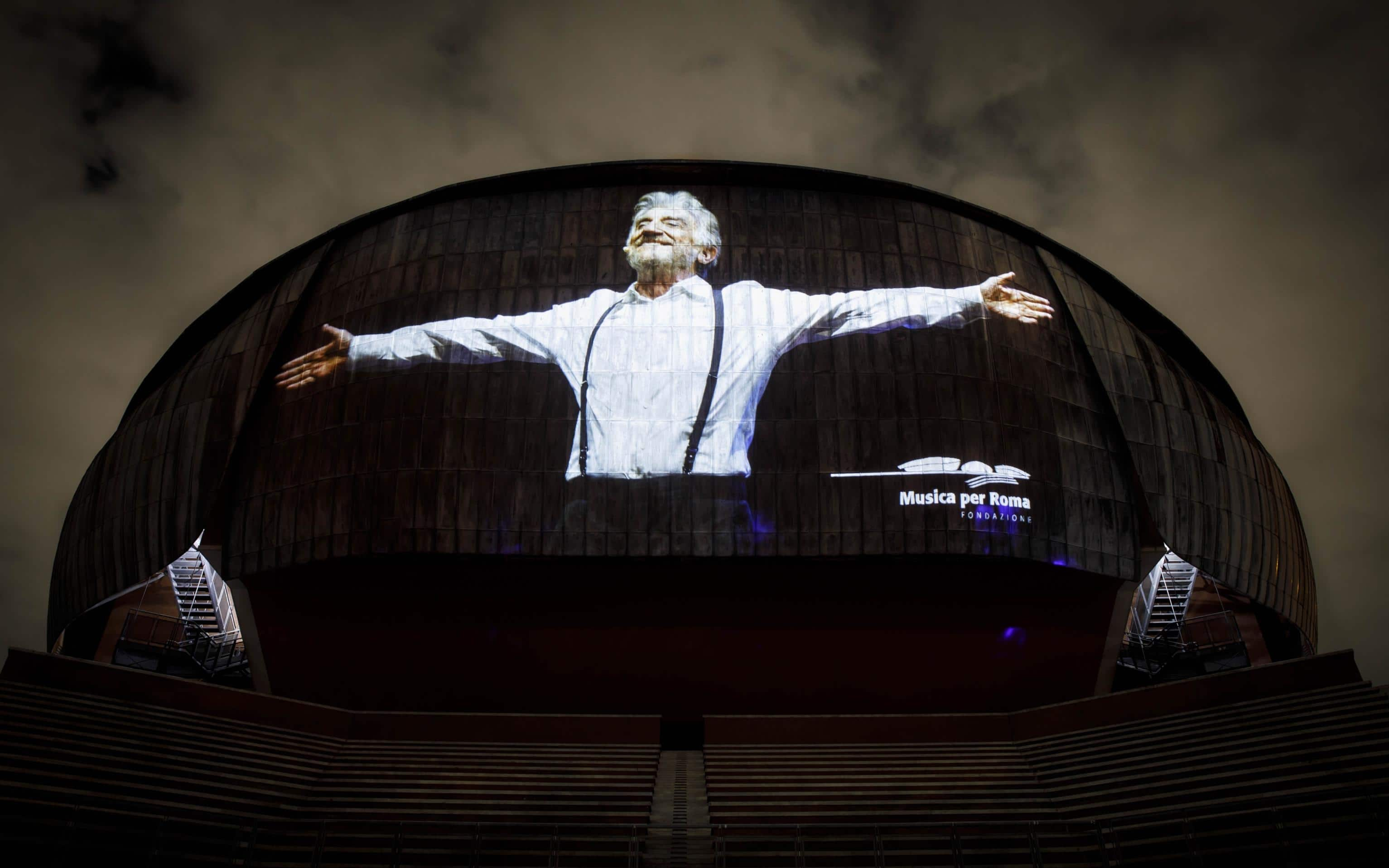 Omaggio a Gigi Proietti dell'Auditorium parco della Musica