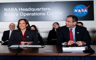 United States Vice President Kamala Harris, center, meets with Emmanuel Macron, France's president, left, while joined by Phil Gordon, National Security Advisor to the Vice President, right, during a briefing at the NASA headquarters in Washington, DC, US, on Wednesday, Nov. 30, 2022. President Joe Biden will welcome Macron for the first White House state dinner in more than three years on Thursday, setting aside recent tensions with Paris over defense and trade issues to celebrate the oldest US alliance. 
Credit: Al Drago / Pool via CNP



Pictured: Kamala Harris,Emmanuel Macron,Phil Gordon

Ref: SPL5506819 301122 NON-EXCLUSIVE

Picture by: Ron Sachs/CNP / SplashNews.com



Splash News and Pictures

USA: +1 310-525-5808
London: +44 (0)20 8126 1009
Berlin: +49 175 3764 166

photodesk@splashnews.com



World Rights, No France Rights