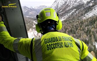 Le ricerche da parte del Soccorso alpino di Sesto Pusteria di Giulia Cecchettin e Filippo Turetta, 16 novembre 2023.  ANSA/ SOCCORSO ALPINO ++ HO - NO SALES EDITORIAL USE ONLY+NPK+