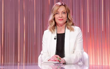 Giorgia Meloni ospite della trasmissione televisiva di RAI 1 'cinque minuti condotta da Bruno Vespa, Roma, 4 Aprile 2024. ANSA/GIUSEPPE LAMI