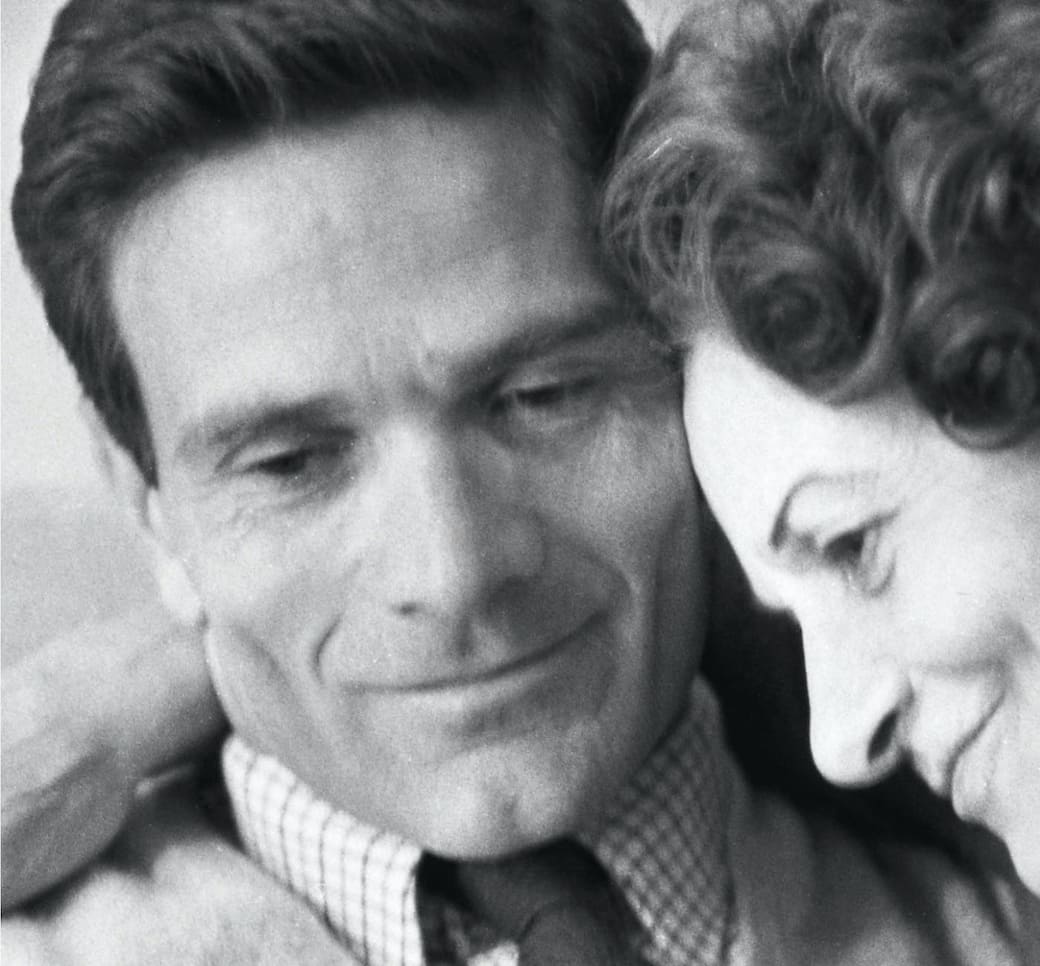 Un dettaglio della copertina di “Romanzo di famiglia”