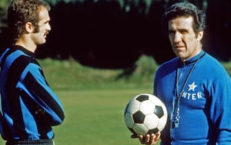 "La Pinetina" Training Centre, Appiano Gentile (Como), 1973. From left to right: Italian footballer Alessandro "Sandro" Mazzola and French-Argentine football manager Helenio Herrera in training with Inter Milan in the 1973–74 season.