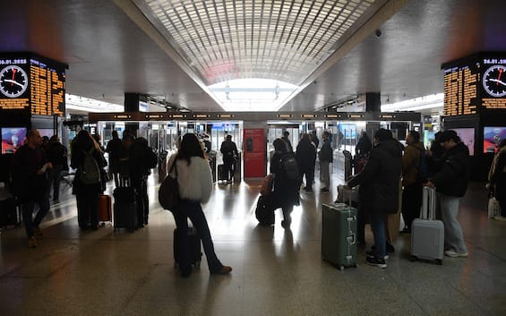 Sciopero 6 maggio, la lista dei treni garantiti di Trenitalia e Trenord: la situazione