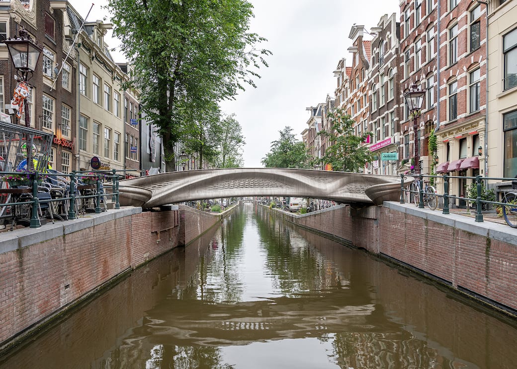 MX3D_Bridge_in_Amsterdam_city_center_Credit_Thea_van_den_Heuvel.jpg