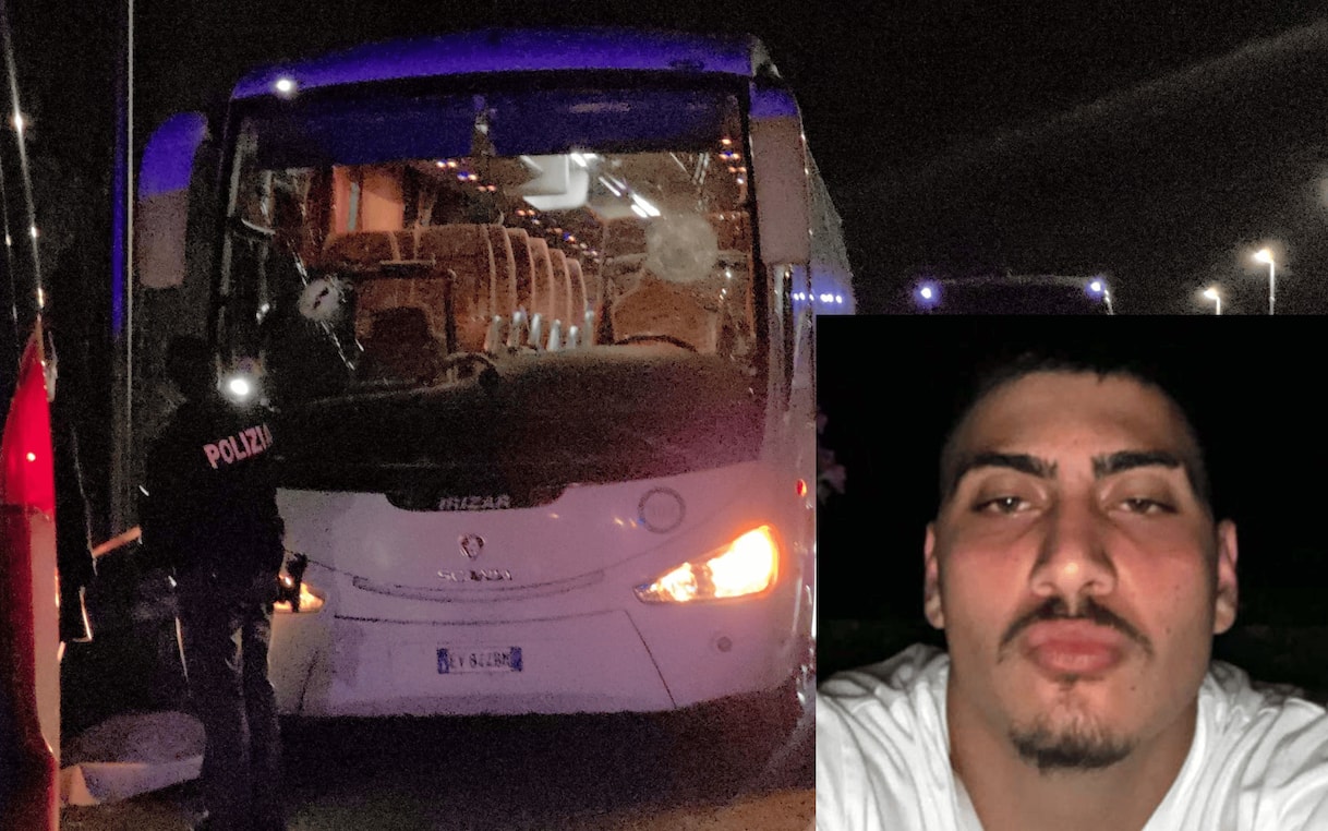 Assalto al bus, chi è Kevin Pellecchia: il 20enne che avrebbe lanciato il sasso Assalto al bus, chi è Kevin Pellecchia: il 20enne che avrebbe lanciato il sasso