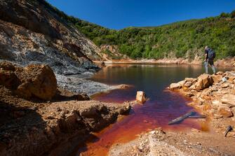 A un passo da Marte: visita al lago rosso delle Conche
