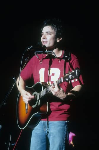 WANTAUGH, NEW YORK--JULY 21: Jimmy Fallon performs when he opens for Blink 182 at Jones Beach on July 21, 2001 in Wantaugh, New York. (Photo by Al Pereira/Getty Images/Michael Ochs Archives)