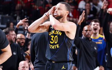 6. STEPH CURRY - 30 SERIE PLAYOFF GIOCATE
