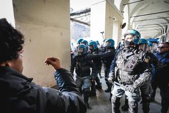 Studenti contro la Meloni. Torino