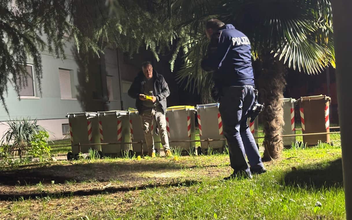 Udine, sparatoria in città: tre persone ferite, due sono molto gravi