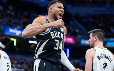 GIANNIS TORNA E SI VEDE