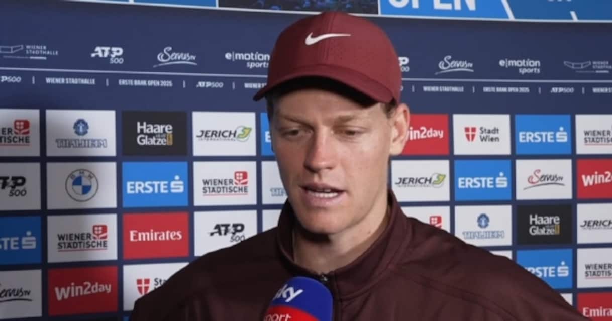 https://static.sky.it/editorialimages/d888fbfb6e9cc9e7c29ca372da32ed118d971425/skysport/it/tennis/video/2025/10/22/sinner-altmaier-atp-vienna-intervista-sky-video-1045400/og_intv_sky_sinner_screen.jpg?im=Resize,width=1218