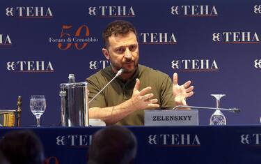 Il presidente dell Ucraina Volodymyr Zelensky in occasione della prima giornata del 50° Forum Ambrosetti  Intelligence on the world Europe, and Italy, lo scenario di oggi e di domani per le strategie competitive , Cernobbio, 6 Settembre 2024. /// Ukrainian President Volodymyr Zelensky attends the first day of the 50th Ambrosetti Forum ''Intelligence on the world Europe, and Italy, the scenario of today and tomorrow for competitive strategies'', in Cernobbio, Italy, 6 September 2024. ANSA / MATTEO BAZZI 
ANSA / MATTEO BAZZI