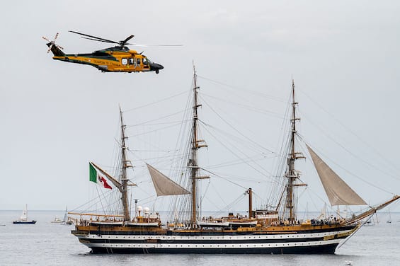 Amerigo Vespucci arriva a Palermo: 12esima tappa del Tour Mediterraneo