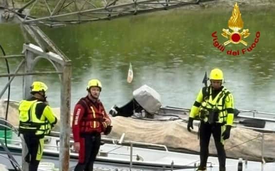 pavia trovato il corpo del 16enne disperso nel po