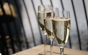 I volumi di vendita legati a vini e champagne