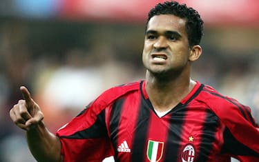 Terzino sinistro: SERGINHO