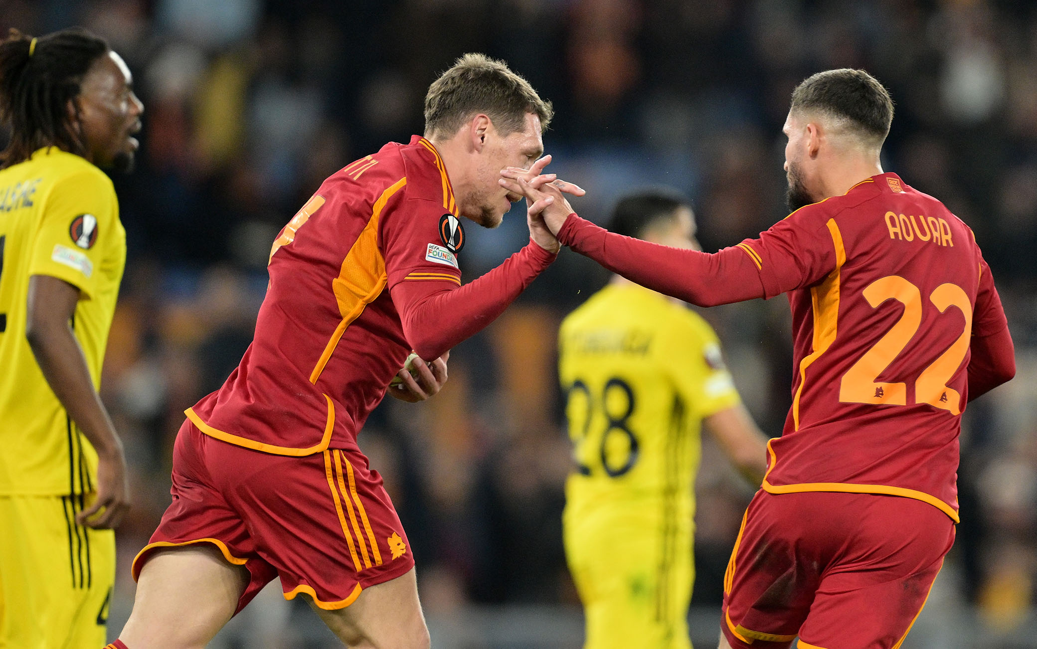 Foto Alfredo Falcone/LaPresse 14 Dicembre 2023 - Roma, Italia - sport, calcio - Roma vs Sheriff Tiraspol - Uefa Europa League 2023-2024 Girone G - Stadio Olimpico di Roma. Nella foto: esultanza Andrea Belotti (11 AS Roma)

Foto Alfredo Falcone/LaPresse December 14, 2023 Rome, Italy - sport, soccer - Roma vs Sheriff Tiraspol - Uefa Europe League 2023-2024 Group G - Olimpic Stadium &#xee;n Rome.
In the pic: Andrea Belotti (11 AS Roma) celebrates