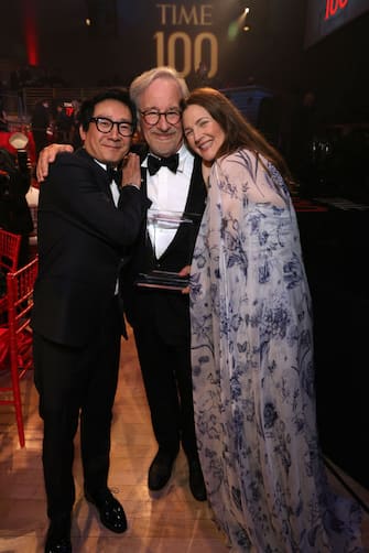 NEW YORK, NEW YORK - APRIL 26: (L-R) Ke Huy Quan, Steven Spielberg, and Drew Barrymore attend the 2023 TIME100 Gala at Jazz at Lincoln Center on April 26, 2023 in New York City. (Photo by Kevin Mazur/Getty Images for TIME)