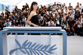 Italian actress Celeste Dalla Porta poses during a photocall for the film "Parthenope" at the 77th edition of the Cannes Film Festival in Cannes, southern France, on May 22, 2024. (Photo by Sameer Al-Doumy / AFP) (Photo by SAMEER AL-DOUMY/AFP via Getty Images)