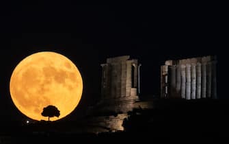 la superluna ad Atene