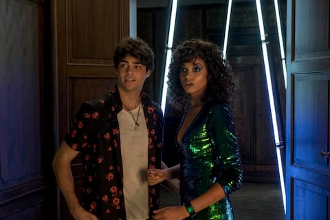  Noah Centineo as Langston and Ella Balinska as Jane in Charlie's Angels.

